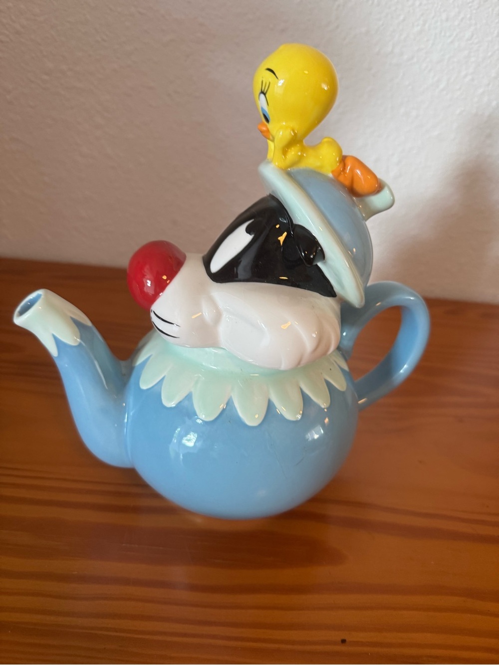 Tweety & Sylvester Ceramic Teapot - Blue Cartoon Collectible Warner Bros
